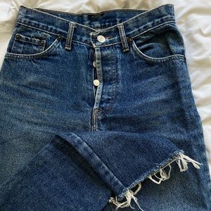 Cropped vintage Levi’s size 24